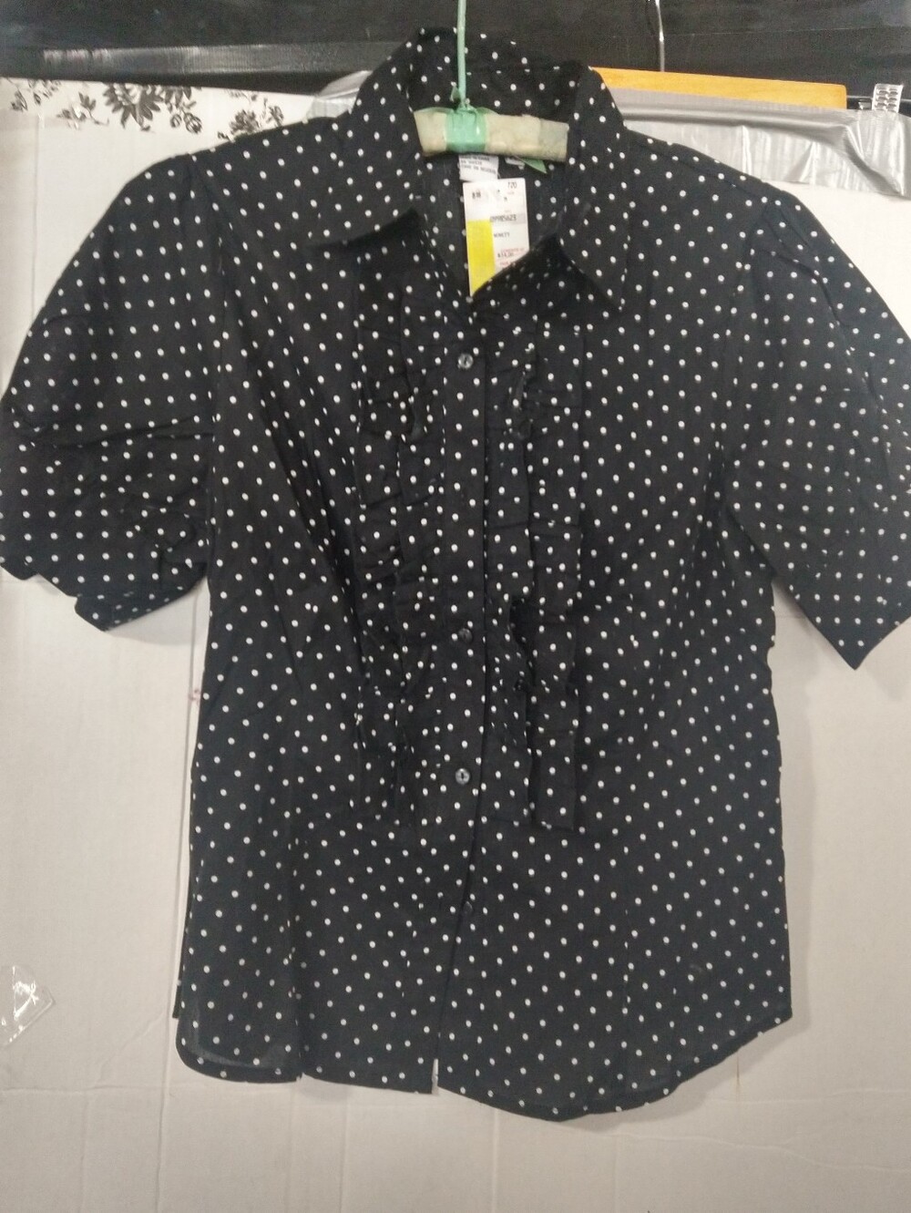 Cotton Polka Dot Ruffle Front button Down Short\sl Collar top Sz PM By Ninety